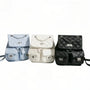 Petit sac à dos Granit : sacs à dos matelassés bleu clair, blanc et noir avec détails chaîne