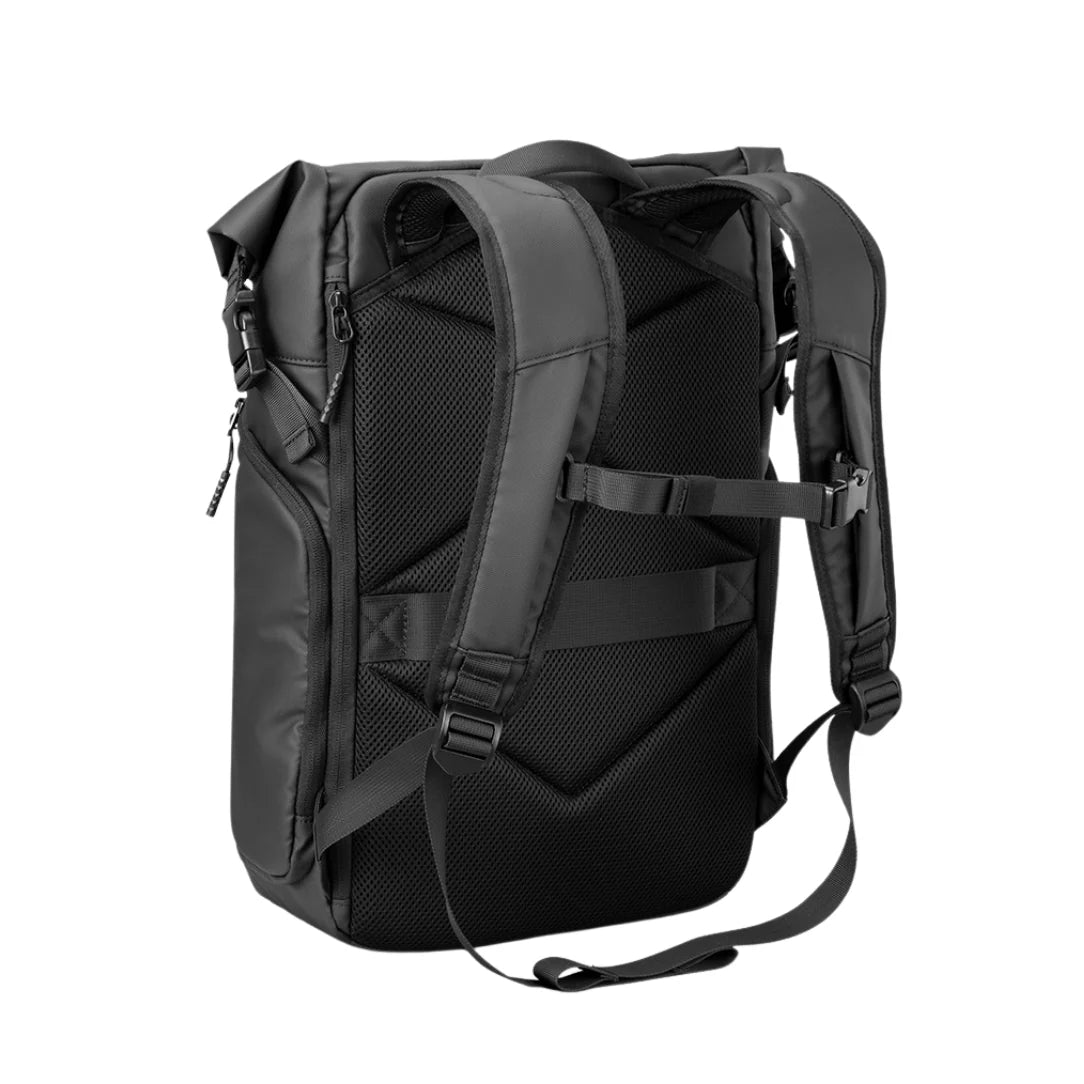Sac à dos noir à roulettes Nebula XB avec bretelles rembourrées et panneau dorsal