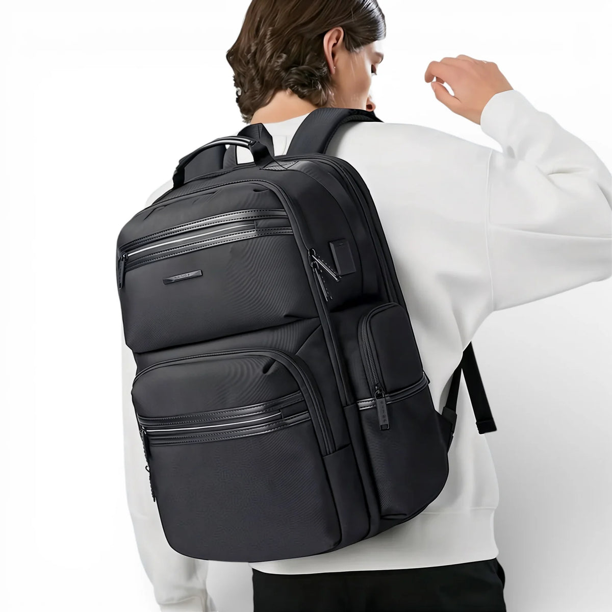 Sac à dos bureau homme Xpac noir nylon, compartiments zippés, design moderne