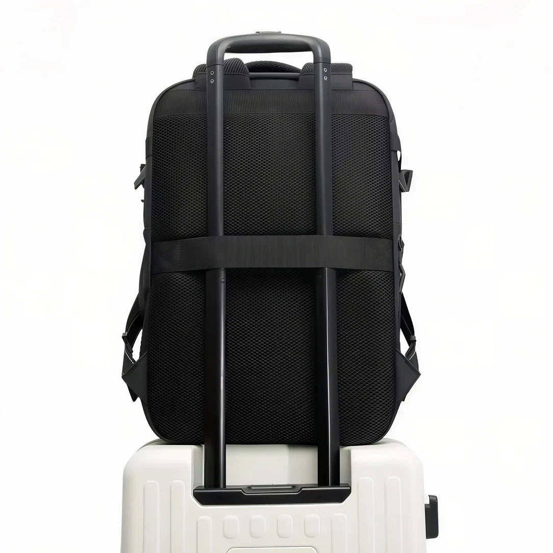 Sac à dos cabine sous vide AirTrail avec antivol, mesh noir, bretelles ajustables et cadre métal