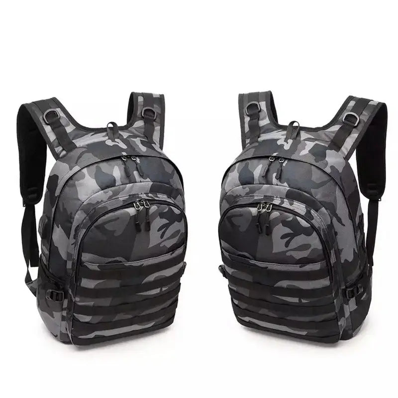 Sac à dos camouflage avec plusieurs compartiments zippés et bretelles ajustables
