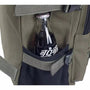 Sac à dos homme en toile olive verte avec poche latérale et bouteille de soda