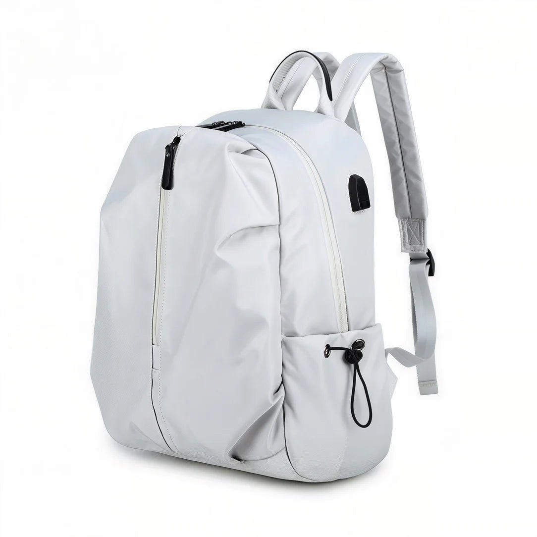 Sac à dos collège MoovePack gris clair avec zip vertical, poche latérale et port USB