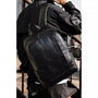 Sac à dos cuir homme ordinateur en faux cuir noir avec finition texturée