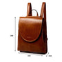 Sac à dos élégant en similicuir avec rabat courbé et cuir marron