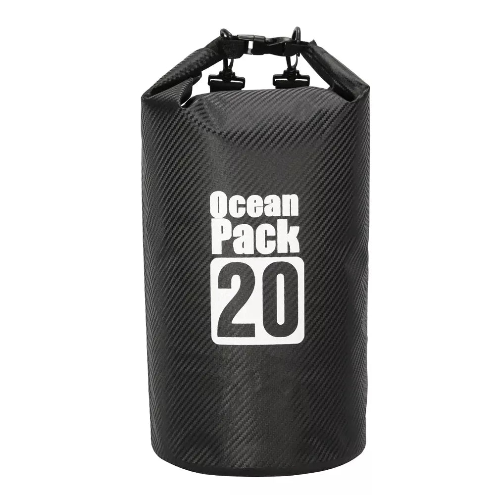 Sac à dos étanche paddle noir avec motif en fibre de carbone et fermeture à rouleau