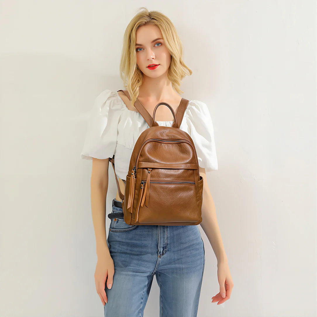 Sac à dos femme de ville en cuir marron avec fermetures et poches avant
