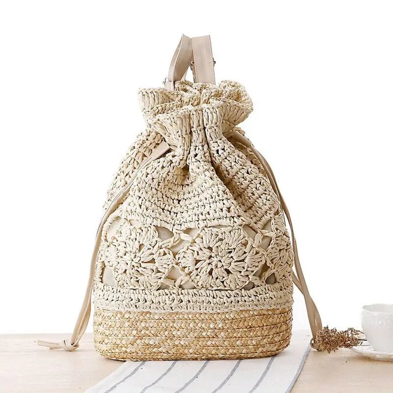 Sac à dos femme paille beige avec haut en crochet et fond tissé