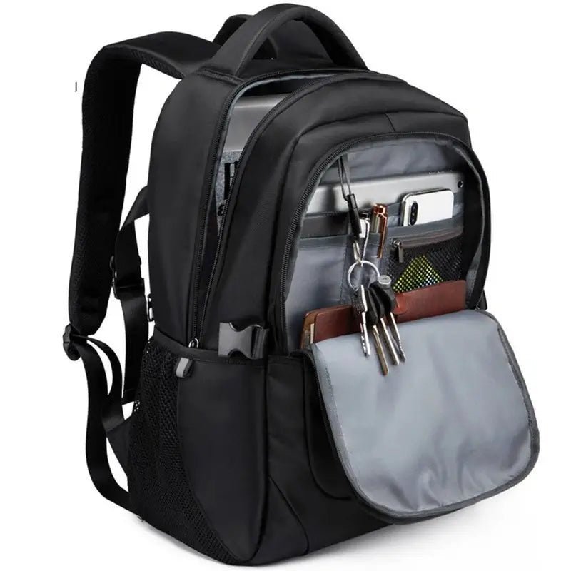 Sac à dos homme pour ordinateur portable noir à plusieurs compartiments avec poche frontale ouverte