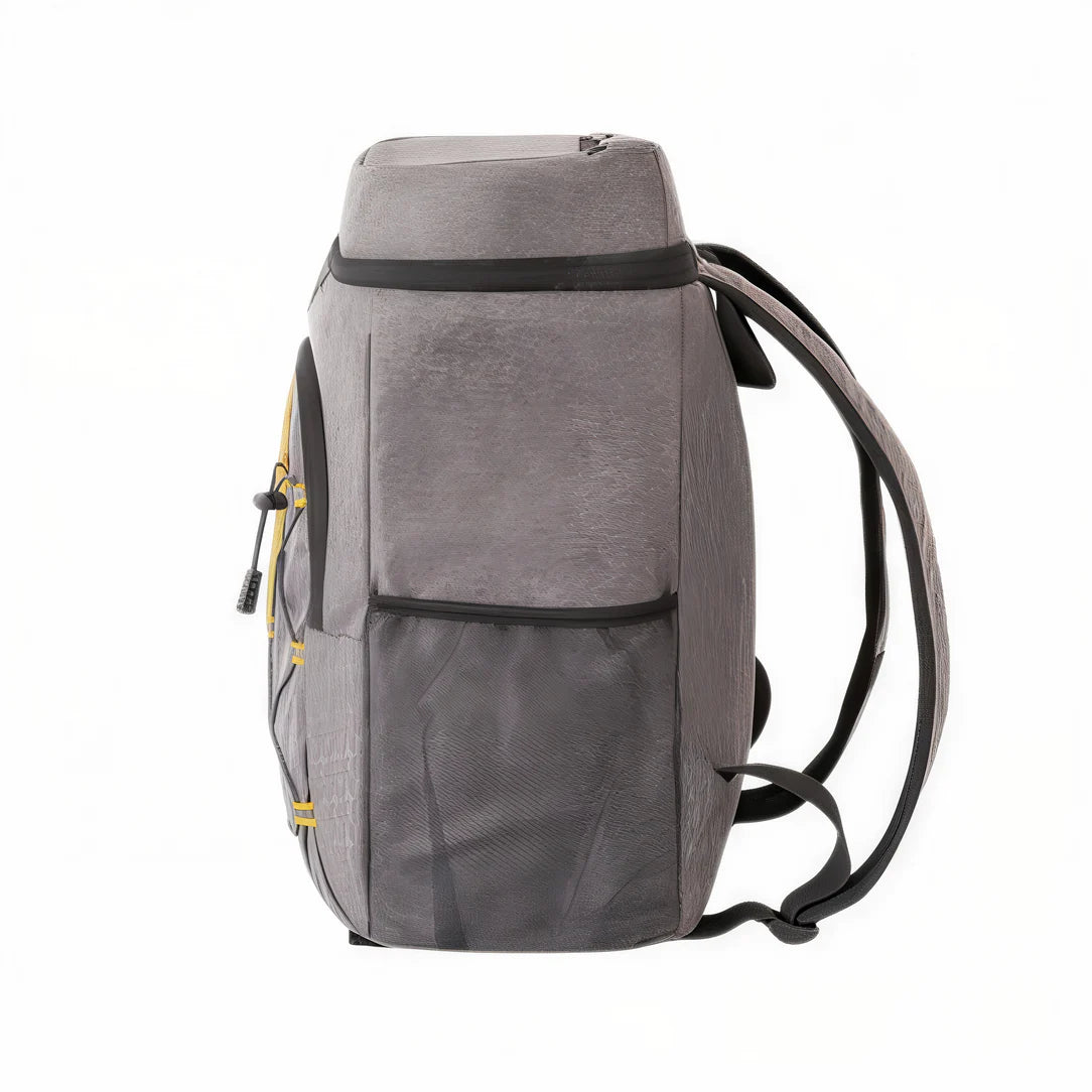 Sac à dos isotherme de trekking 20L gris avec bretelles noires et cordons jaunes