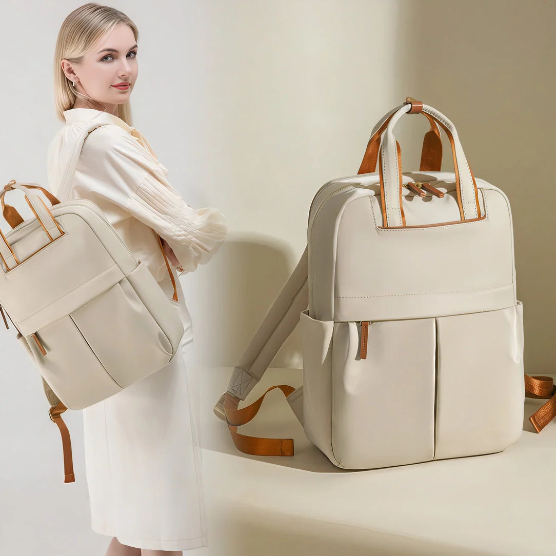 Sac à dos Lune Opaline crème avec accents cuir marron et sangles ajustables
