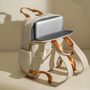 Sac à dos Lune Opaline crème avec accents orange et sangles réglables