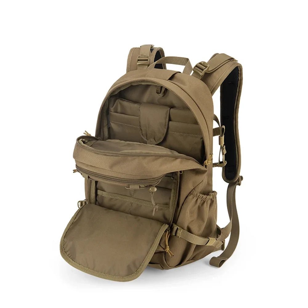 Sac à dos militaire tactique 25L 915D ouvert avec compartiments et poches organisatrices