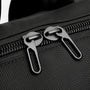 Deux tirettes de fermeture éclair gris foncé sur tissu tissé noir pour Sac à dos ordinateur Aquila