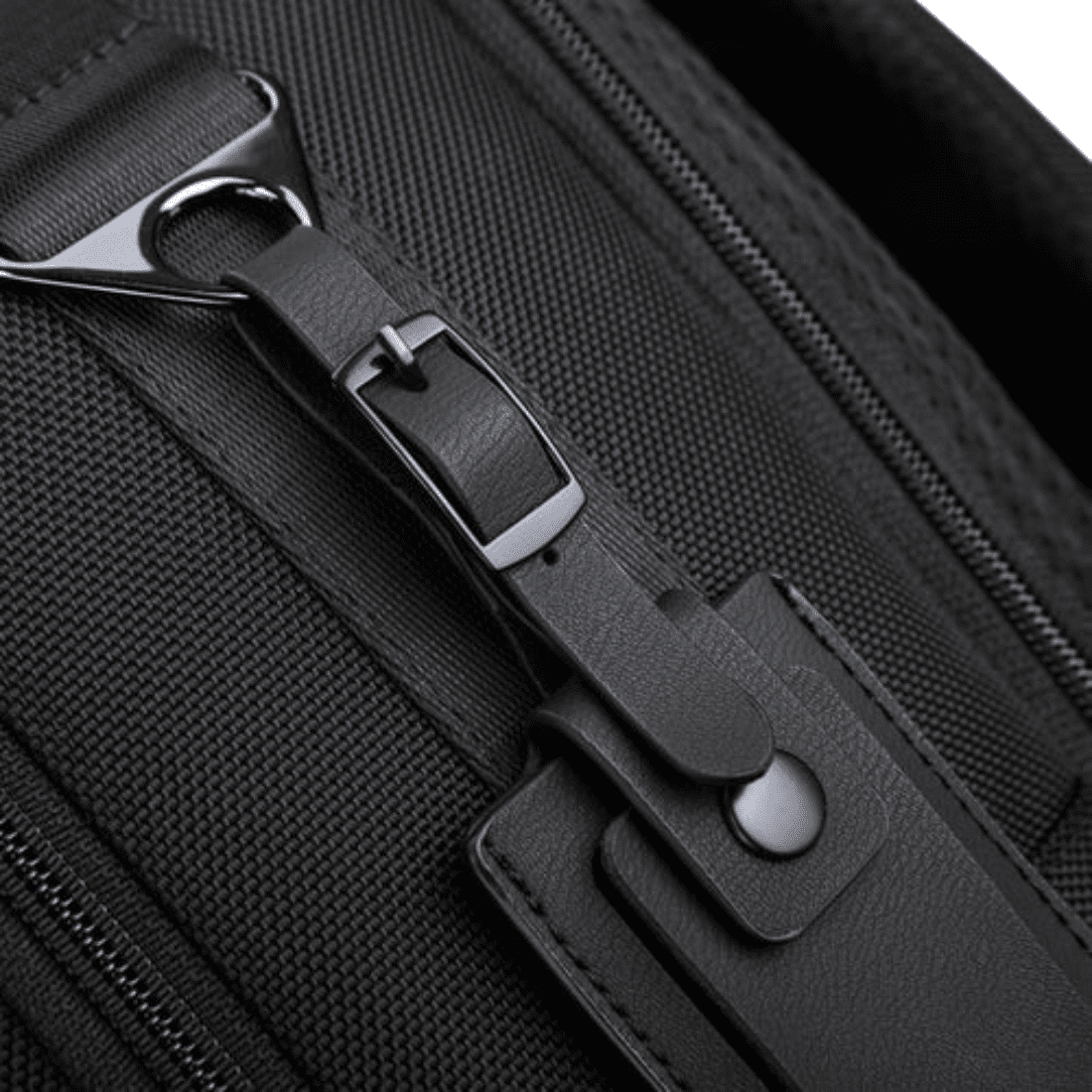 Sac à dos ordinateur imperméable homme en tissu noir avec sangle en cuir et boucle
