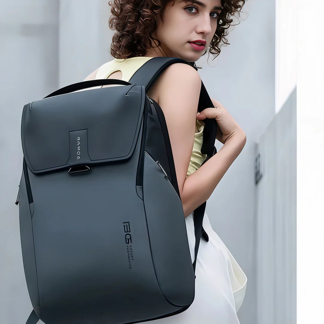 Sac à dos ordinateur pour femme ergonomique avec design minimaliste et gris foncé élégant
