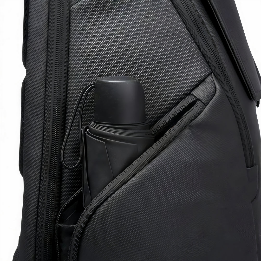 Parapluie noir dans la poche latérale du Sac à dos ordinateur pour femme ergonomique