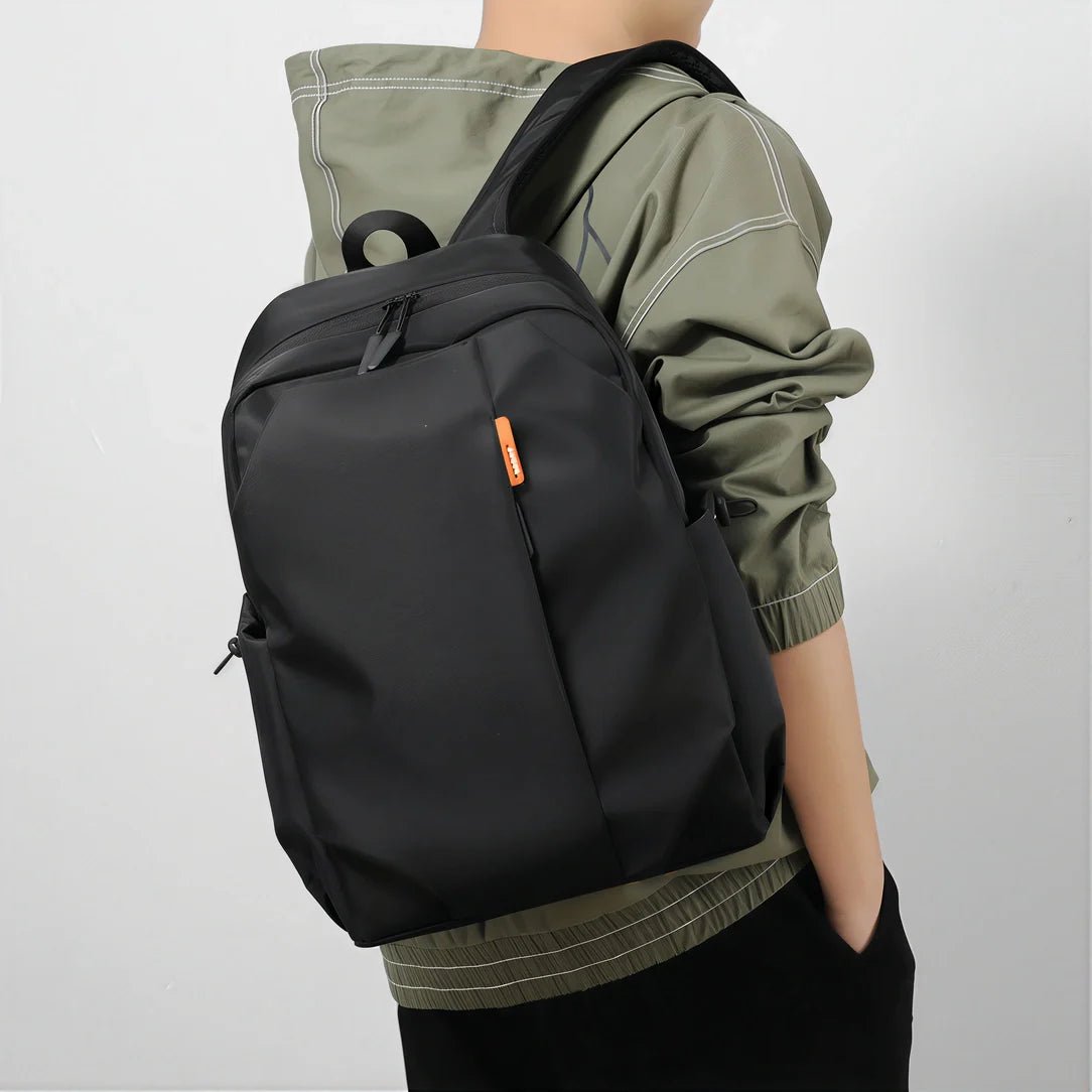 Sac à dos pour le collège Pack n GO noir résistant à l’eau avec plusieurs compartiments