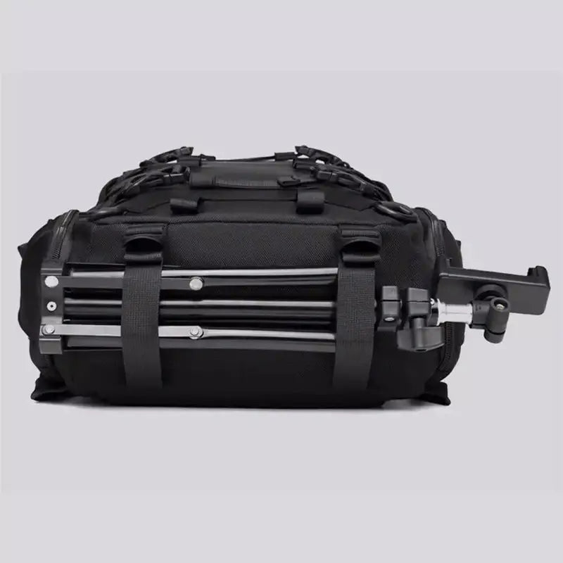 Sac à dos pratique noir tactique avec sangles externes pour trépied et support téléphone
