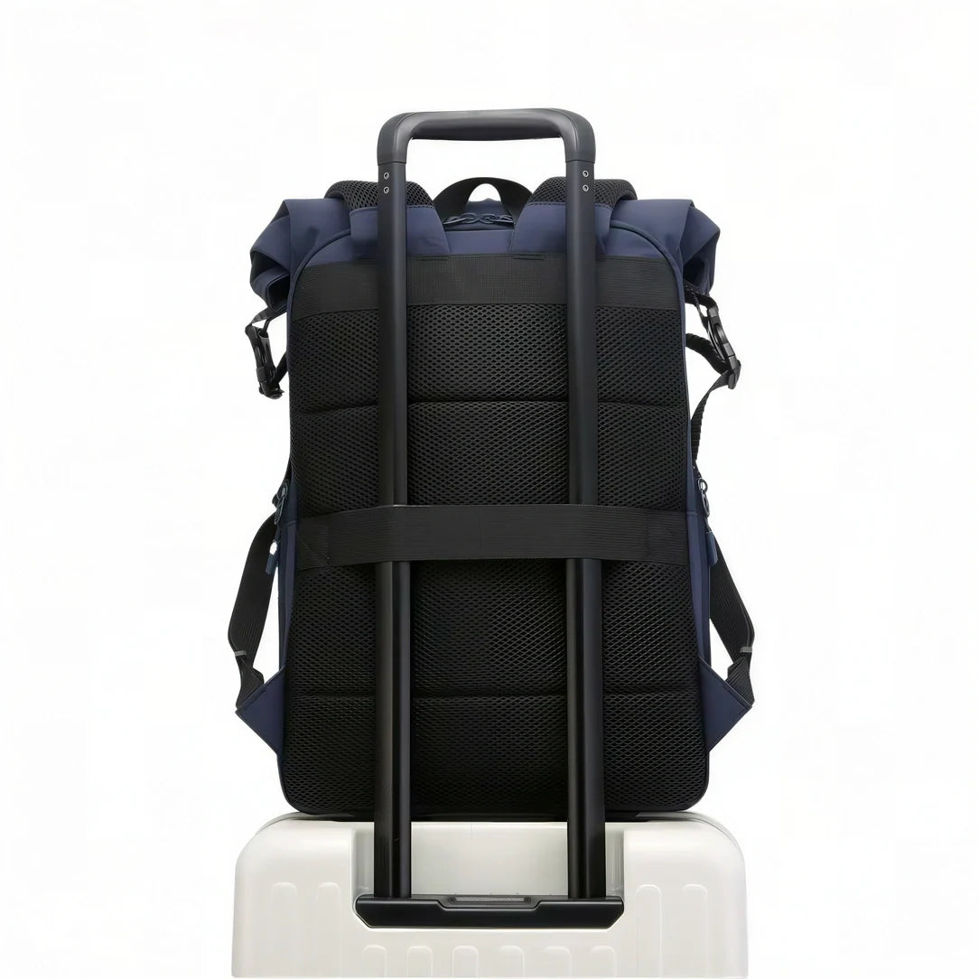 Sac à dos roll top de ville 21L BG Tech X bleu marine en maille