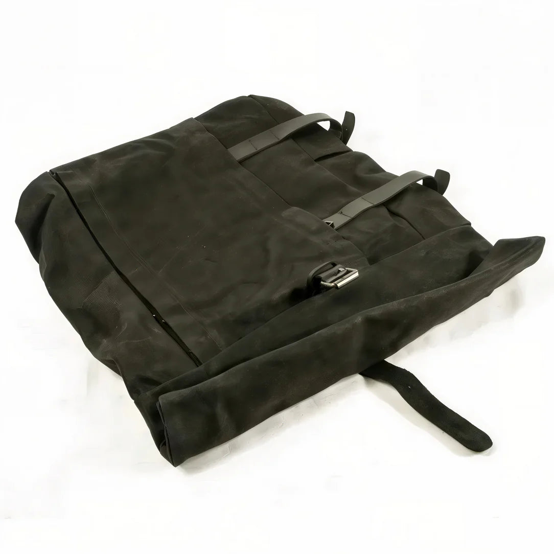 Sac à dos roll top old-school en toile vert olive foncé avec boucle en argent