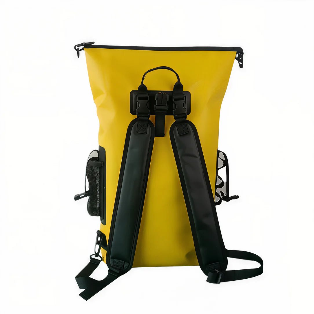 Sac à dos étanche jaune à rouleau avec bandoulières noires pour randonnée et voyage