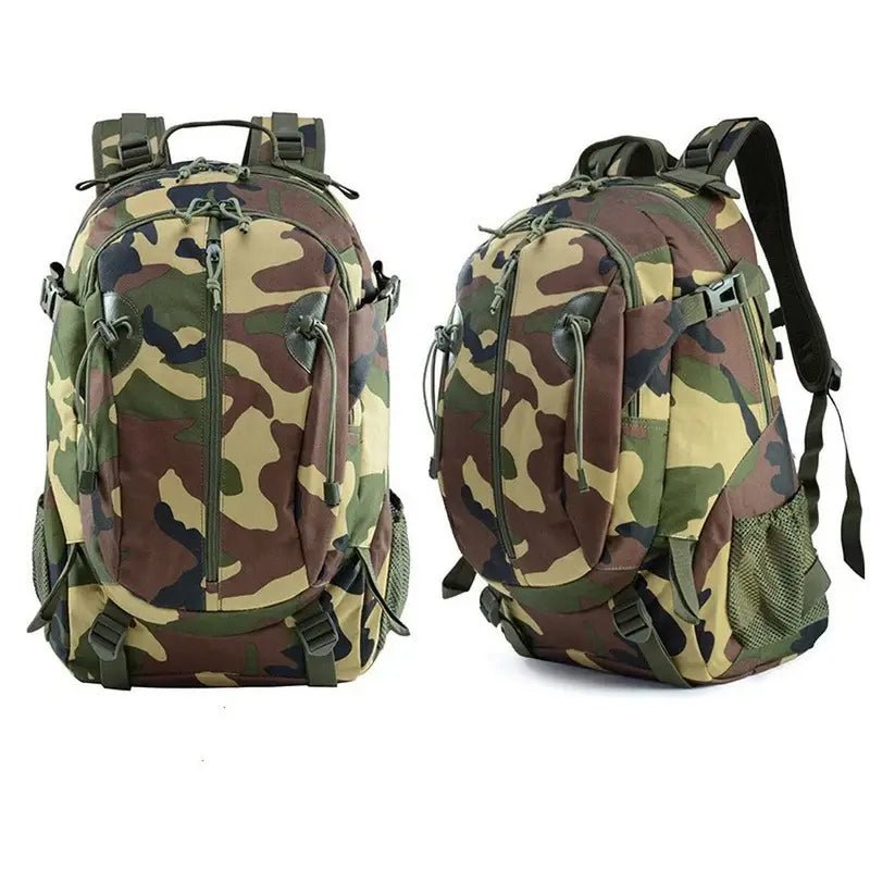 Sac à dos style militaire camouflage avec multiples poches et sangles pour aventure